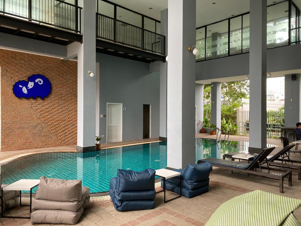 Kokotel Bangkok Dheva Thonglor Екстериор снимка