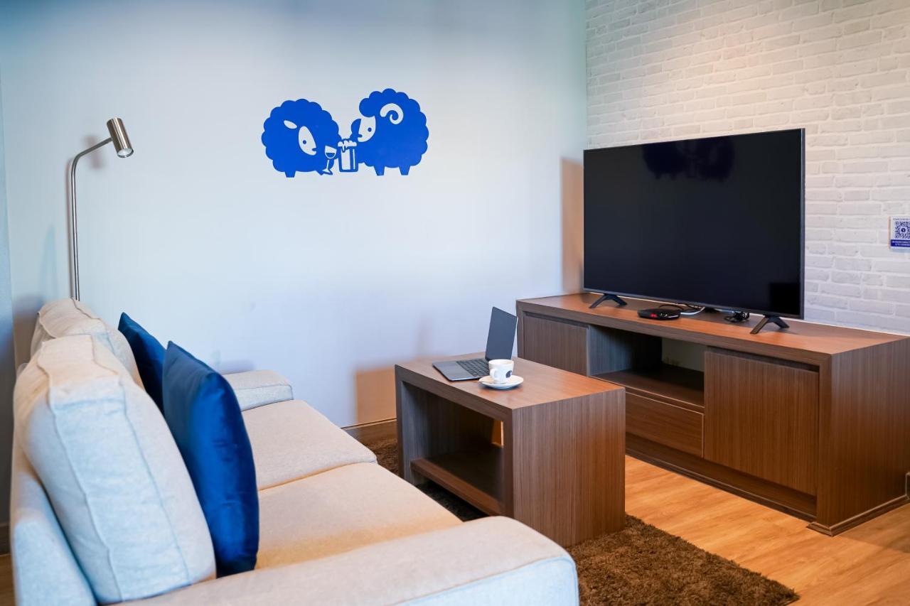 Kokotel Bangkok Dheva Thonglor Екстериор снимка