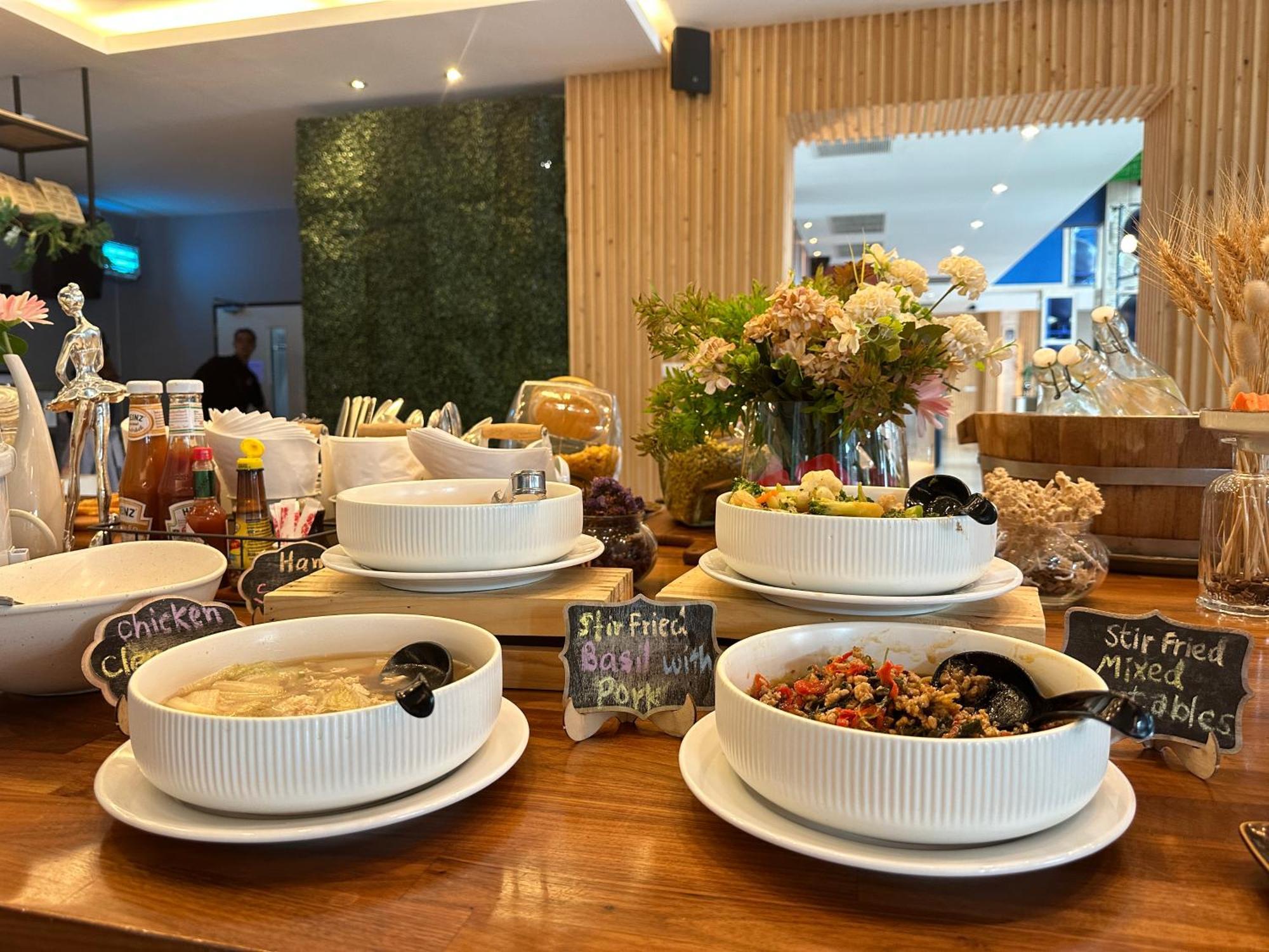 Kokotel Bangkok Dheva Thonglor Екстериор снимка