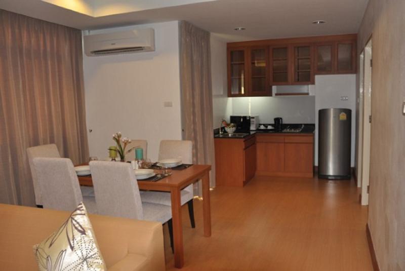 Kokotel Bangkok Dheva Thonglor Екстериор снимка