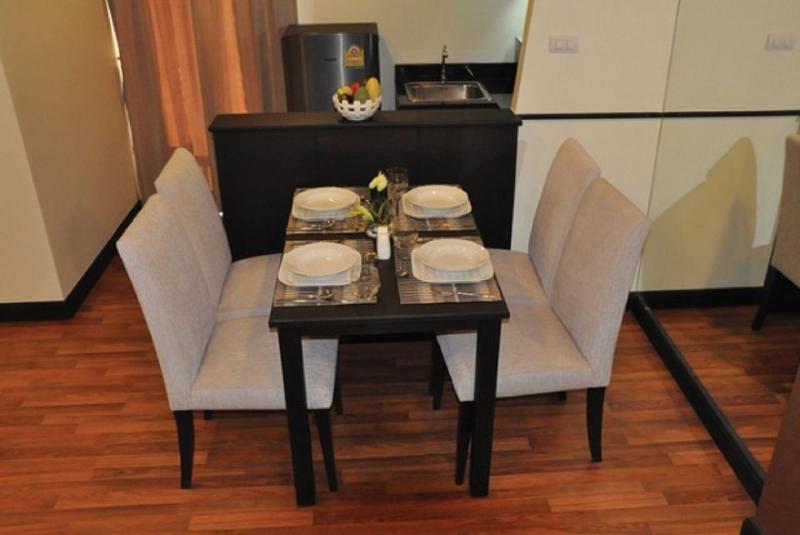 Kokotel Bangkok Dheva Thonglor Екстериор снимка